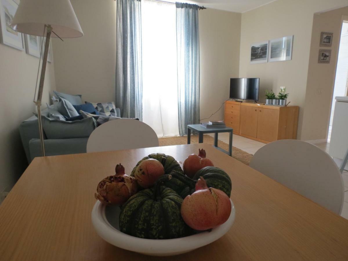 Volare...Oh...Oh Apartment เชอร์นอบบิโอ ภายนอก รูปภาพ